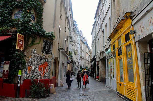 rue-des-Rosiers-paris