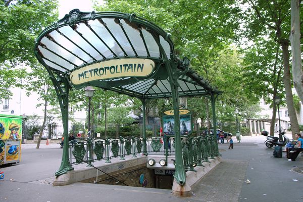 Abbesses Métro