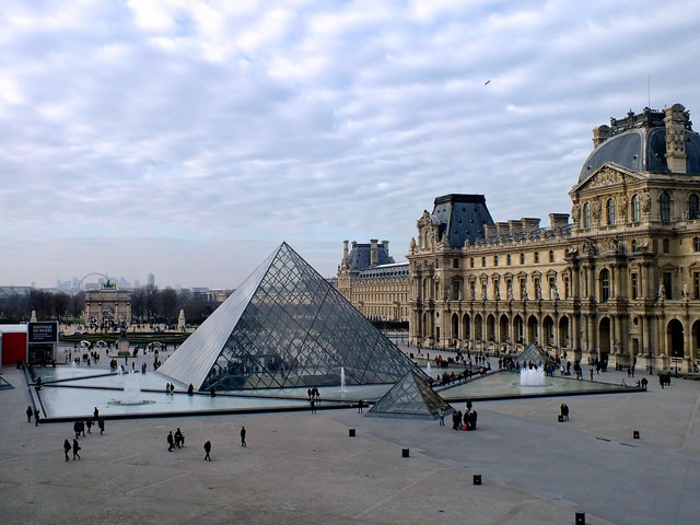 louvre