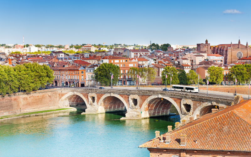 THE DO AND DON’T OF LIVING IN TOULOUSE